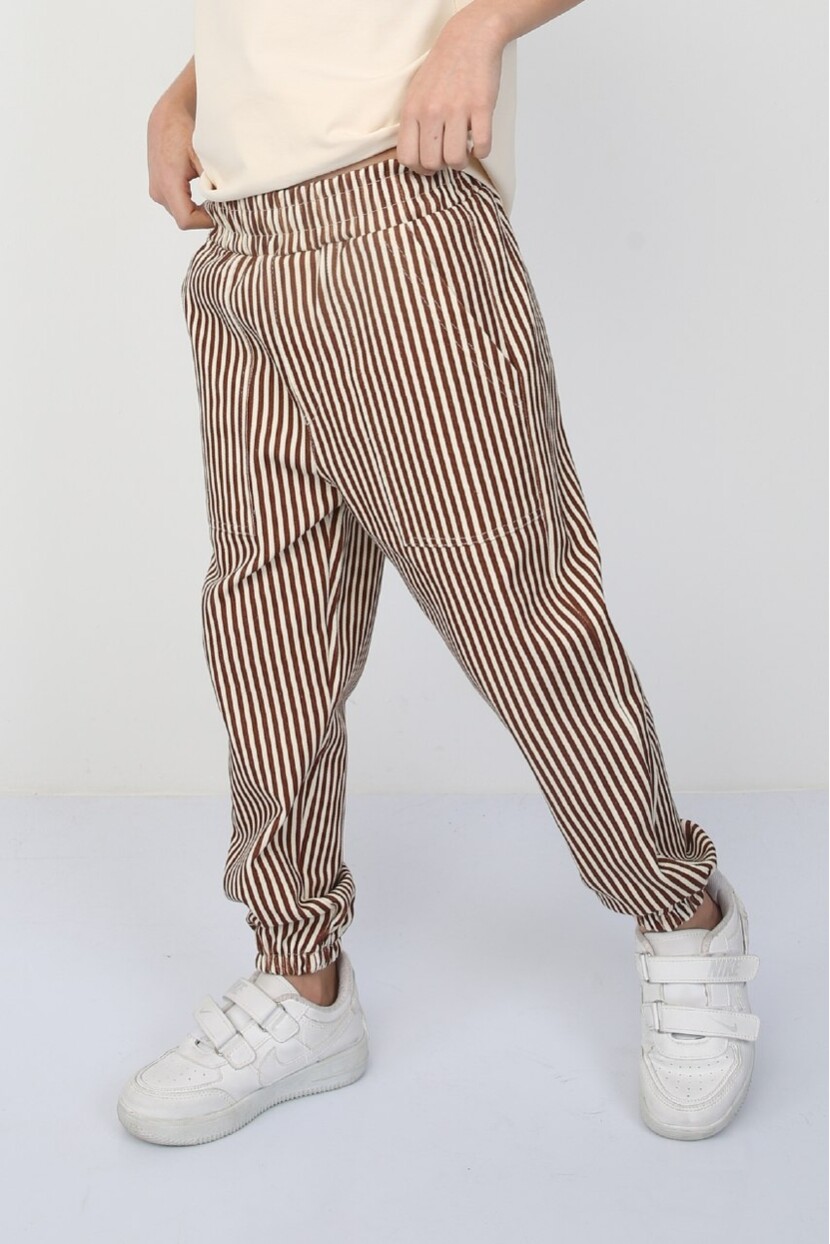 ÇİZGİLİ DOKUMA PANTOLONLU TAKIM