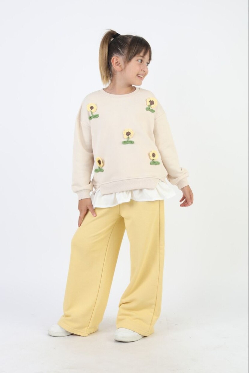 KIZ AYÇİÇEK DETAYLI EŞOFMAN TAKIMI