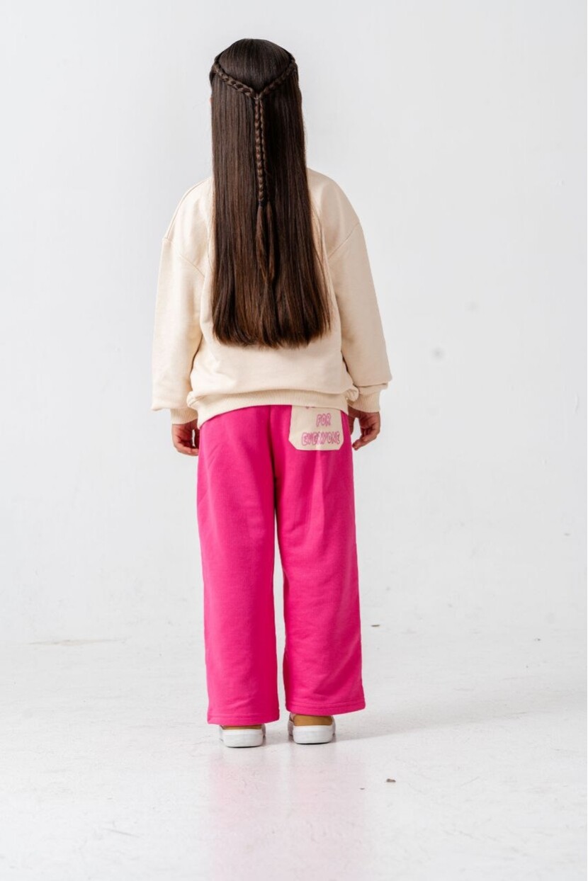 KIZ ÇİÇEK DETAYLI EŞOFMAN TAKIMI