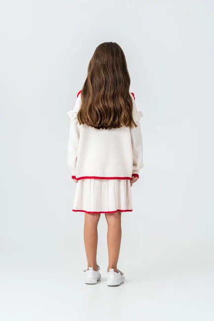 KIZ ÇİLEK DETAYLI ETEKLİ TRİKO TAKIM