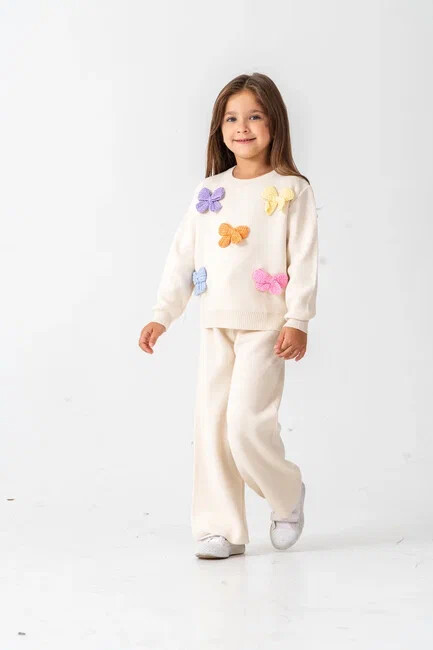 KIZ KELEBEK DETAYLI TRİKO TAKIM