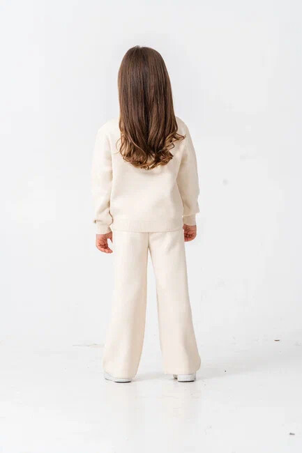 KIZ KELEBEK DETAYLI TRİKO TAKIM