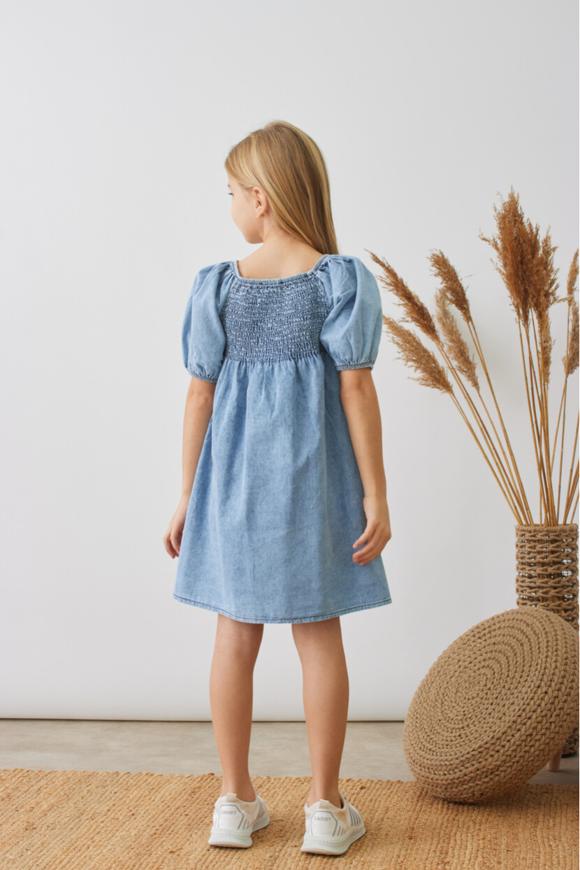 KIZ KOLU NAKIŞLI DENİM ELBİSE