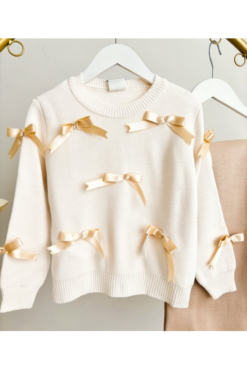 KIZ KREM FİYONK DESENLİ TRİKO TAKIM