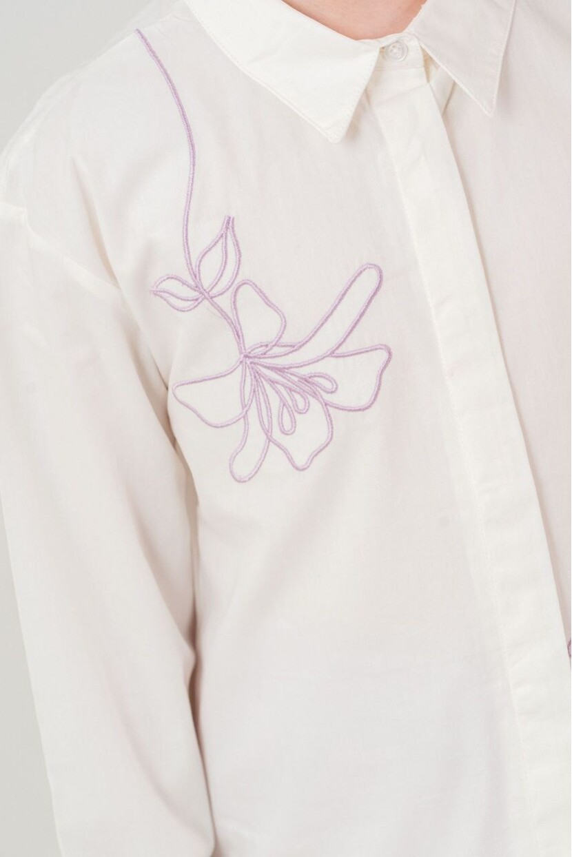 KIZ NAKIŞ SÜSLEMELİ PAÇA DETAYLI GÖMLEK PANTOLONLU TAKIM