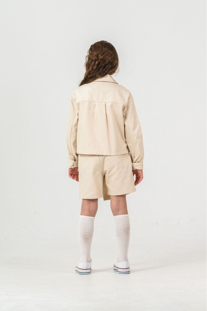 KIZ PAYETLİ ZAMBAK SÜSLEMELİ ŞORT ETEKLİ DOKUMA TAKIM