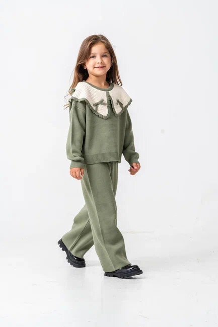 KIZ YAKA FİYONKLU TRİKO TAKIM