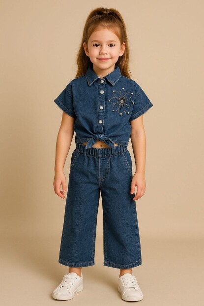 ÇİÇEK DETAYLI DENİM TAKIM