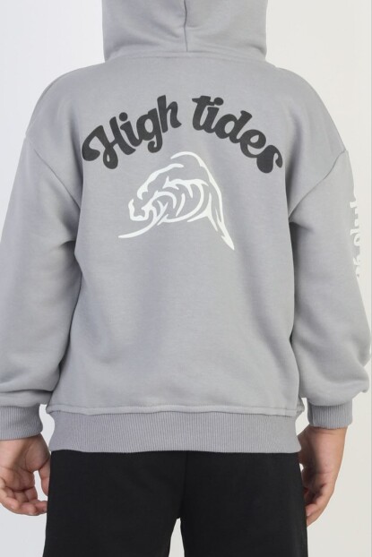 ERKREK KAPŞONLU SIRT BASKILI EŞOFMAN TAKIMI