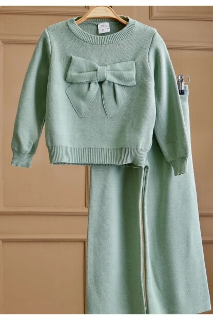 KIZ FİYONK  DETAYLI  YEŞİL TRİKO TAKIM